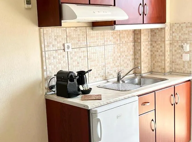 Afroditi Aparthotel 3*
