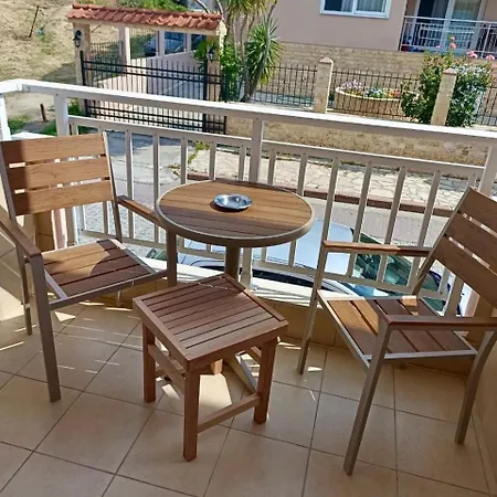 Aurora House 3*