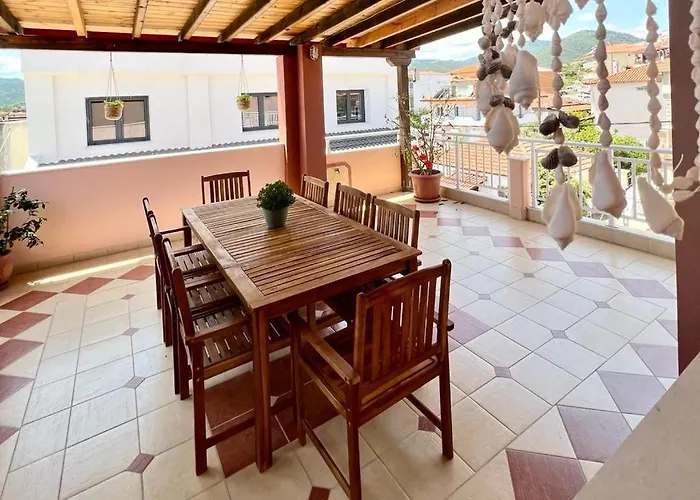 Aparthotel Afroditi 3*
