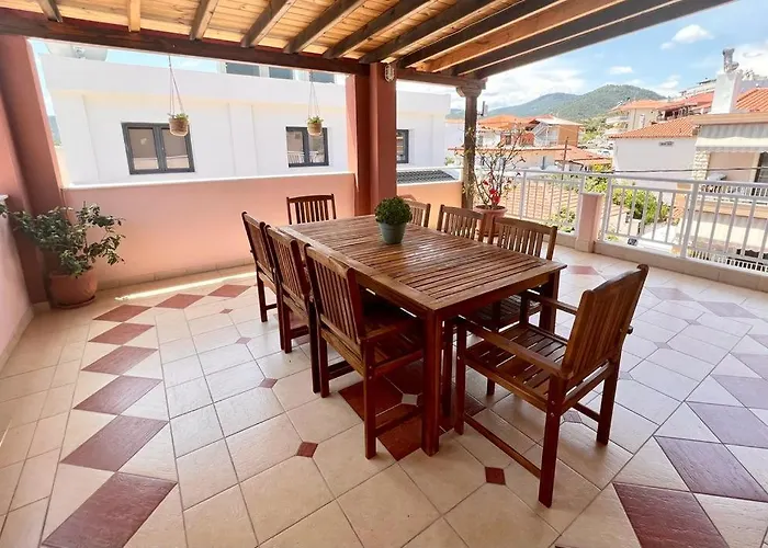 Aparthotel Afroditi 3*